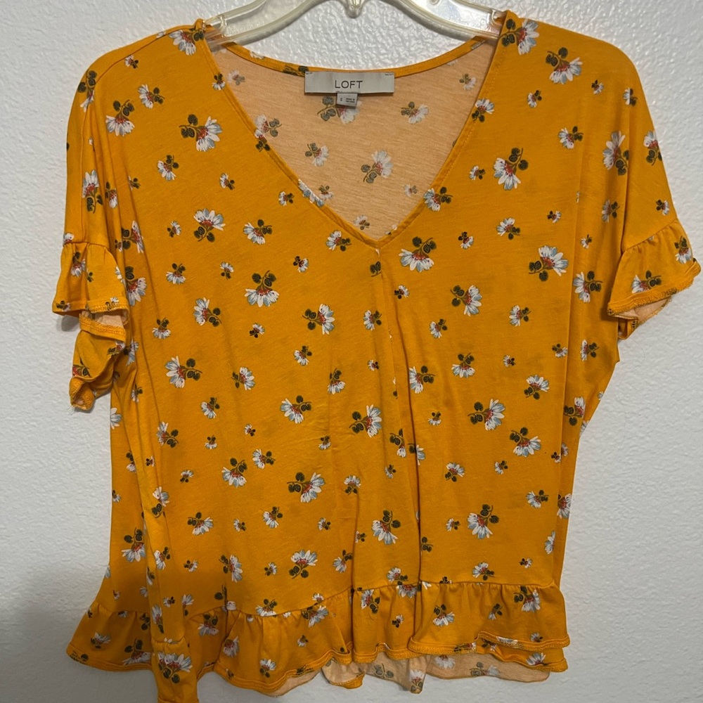 Loft yellow/orange flower pattern top
